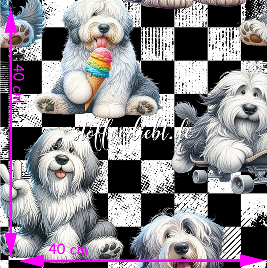 French Terry Stoff mit schwarz-weißem Schachbrettmuster und Bobtail-Motiven – stoffverliebt.de